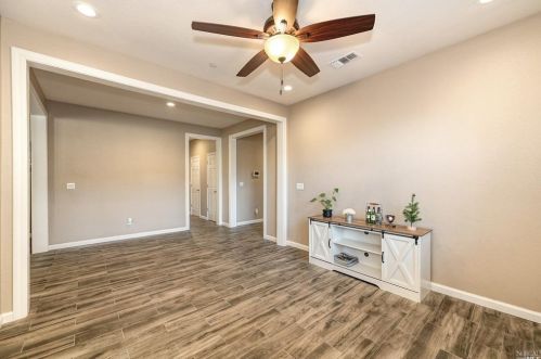 1840 Gold St, Liberty Farms CA  95620-4874 exterior