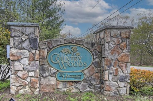1501 Cypress Ln, East Brunswick NJ  08816-5272 exterior