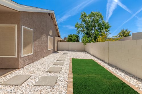 905 Annette Dr, Phoenix AZ 85022-1041 exterior