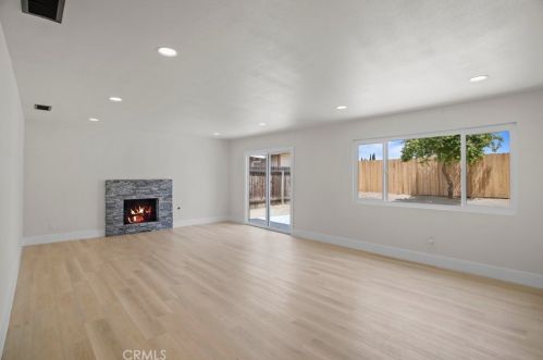 6070 Scheelite St, Riverside CA  92509-5014 exterior