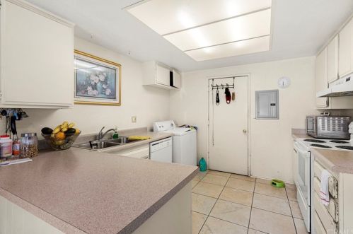 13032 Newhope St, Garden Grove CA  92843-1415 exterior