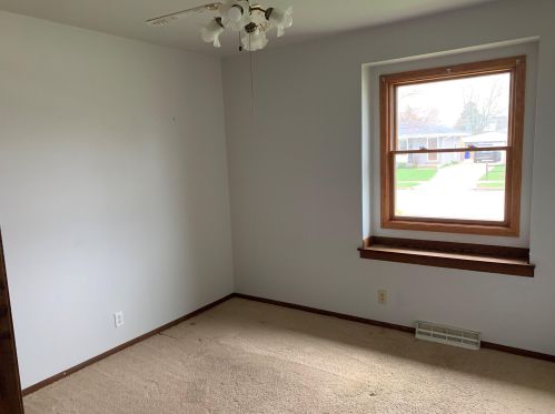 2748 83 Pl, Kenosha WI 53142-4957 exterior