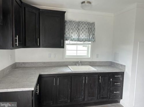 1 Heather Dr, Carlisle PA  17013-9629 exterior