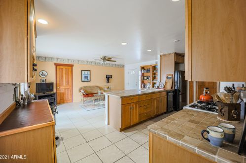 2526 69th Pl, Scottsdale AZ 85253-5908 exterior