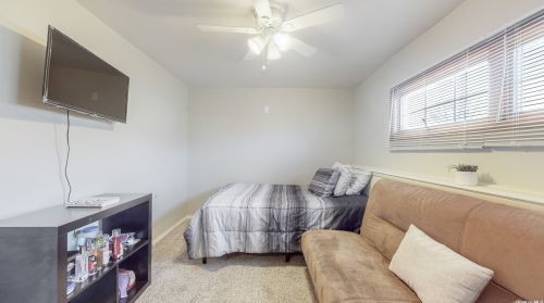 947 Montauk Ave, Islip Terrace NY  11752-1206 exterior