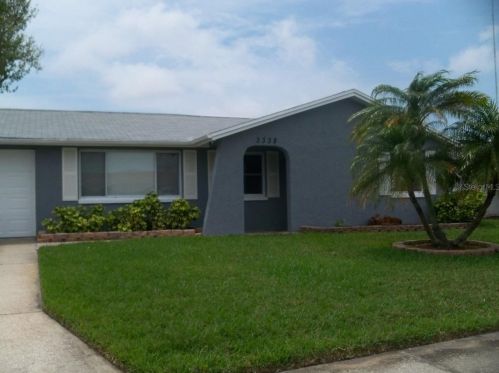 3338 Garfield Dr, Tarpon Springs, FL 34691-3323