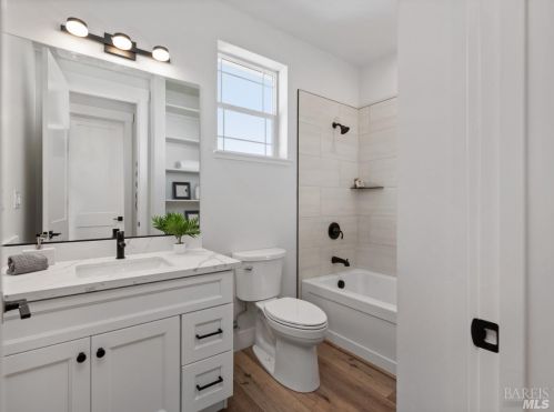 96 Calistoga Rd, Santa Rosa CA  95409-3702 exterior