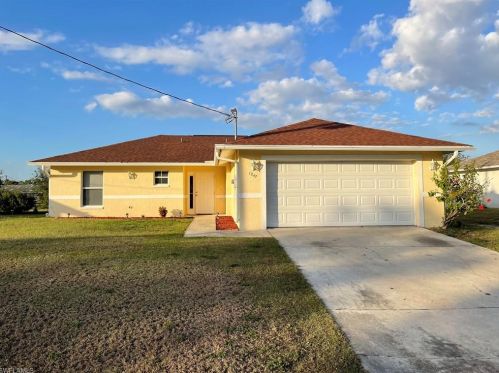 1247 Ellipse St, Lehigh Acres, FL 33974-0548