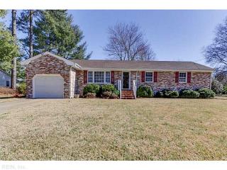 3209 Hemlock Dr, Chesapeake, VA 23321-5429