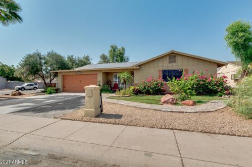 12402 Columbine Dr, Phoenix, AZ 85029-2118