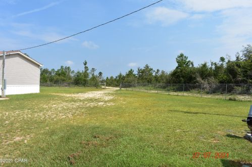 415 Red Deer Rd, Sunny Hills, FL 32428-4753