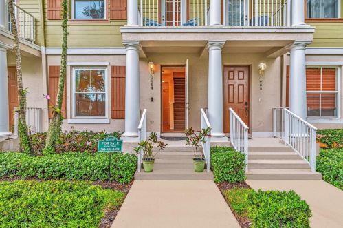 1484 Frederick Small Rd, Jupiter, FL 33458-5306