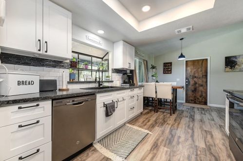 1655 Combie Rd, Meadow Vista, CA 95722-9512