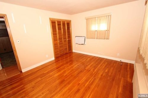 434 Harristown Rd, Ridgewood NJ  07452-2836 exterior