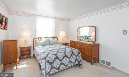 913 Catherine Ave, Woodlyn PA  19094-1002 exterior