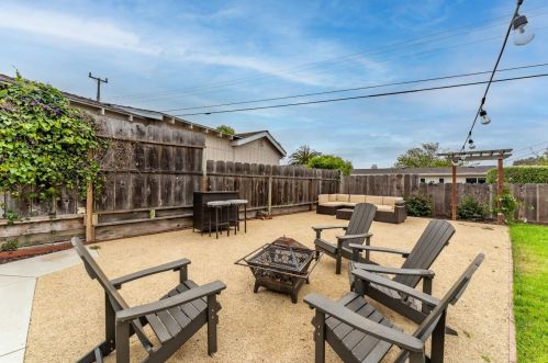 3206 Vista Del Camino, Marina CA  93933-2621 exterior