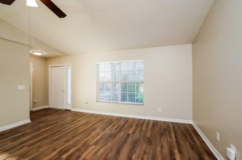 125 2nd Ave, Cape Coral, FL 33990-4002