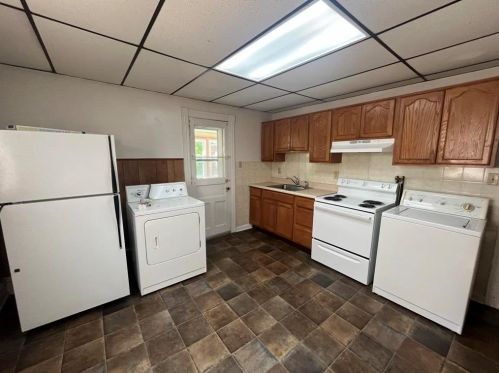 1320 Washington St, Easton PA  18042-4731 exterior