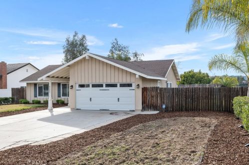 42651 San Julian Pl, Temecula CA  92592-2139 exterior