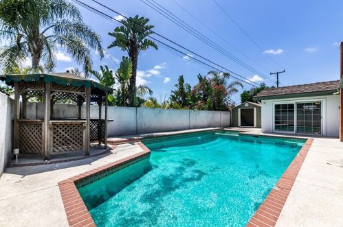 6092 Trinette Ave, Garden Grove, CA 92845-2743
