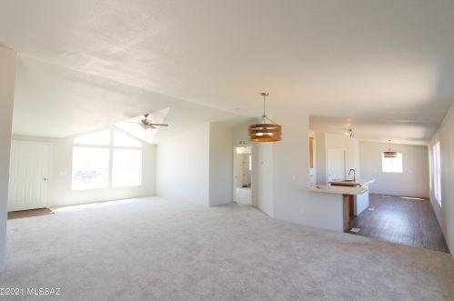 11210 Spur Dr, Tucson AZ  85736-1219 exterior