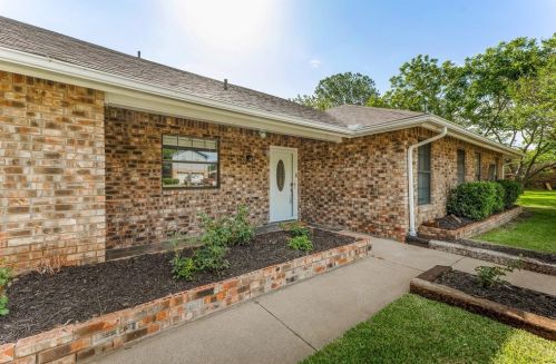 1403 Prairie Wind Blvd, Stephenville, TX 76401-5912