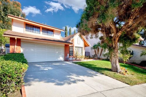 2112 Homewood Pl, Fullerton, CA 92833-1202