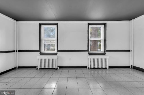 1003 Ironside Rd, Camden NJ  08104-2844 exterior