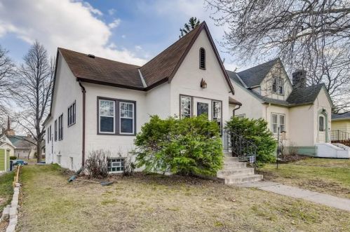 2521 Garfield St, Minneapolis, MN 55418-3903