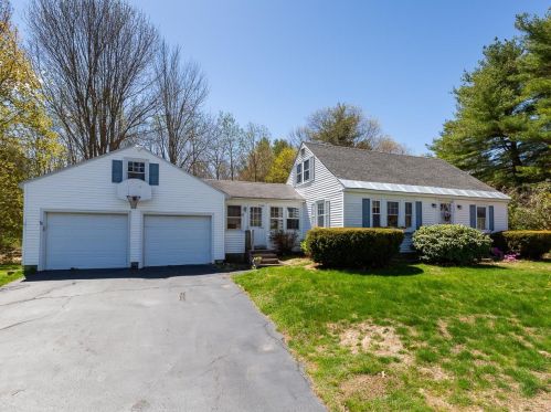 240 Atlantic Ave, North Hampton, NH 03862-2102