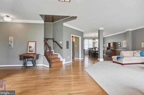 607 Beauregard Dr, Leesburg, VA 20175-5608