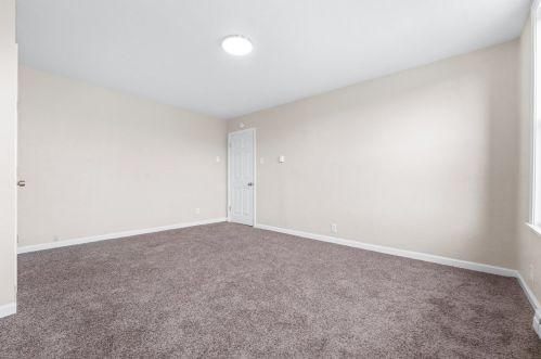 650 Boggs Ave, Pittsburgh PA  15211-2334 exterior