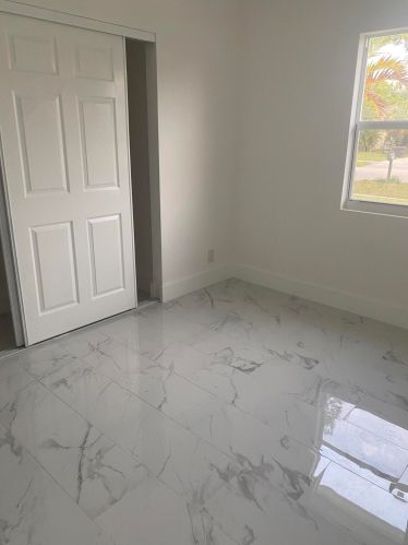 1487 Mangonia Dr, West Palm Beach FL  33401-2421 exterior