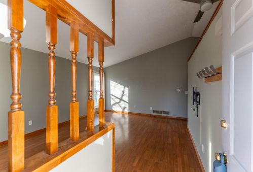 1871 Willow Run Rd, Darbydale, OH 43123-4503