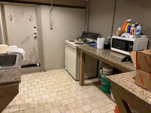 1730 6th St, Milwaukee WI 53204-3911 exterior