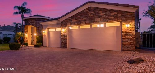 913 Coconino Pl, Chandler, AZ 85249-2709