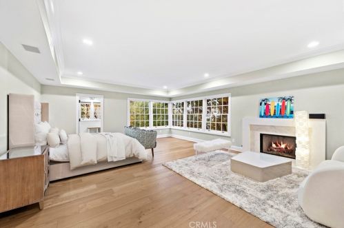 7 Cheshire Ct, Newport Beach CA  exterior