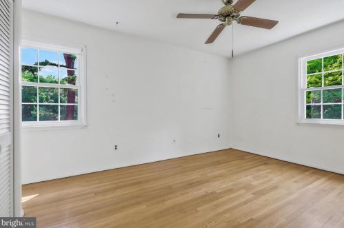 7905 Jansen Dr, Springfield VA 22152-2412 exterior