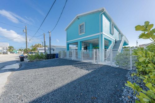 234 Allen Ave, Key Largo, FL 33037-2615