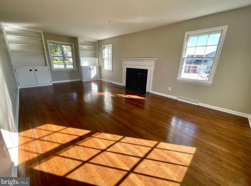 77 Lynnhaven Dr, Dover DE  19904-4303 exterior
