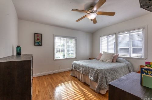 2845 Iroquois Ave, Long Beach CA  90815-1509 exterior