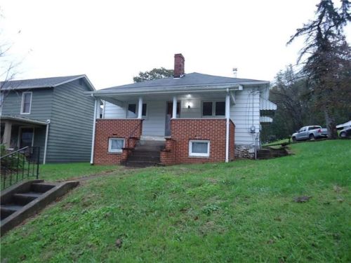 176 Dutch Hill Rd, Latrobe, PA 15650-4680