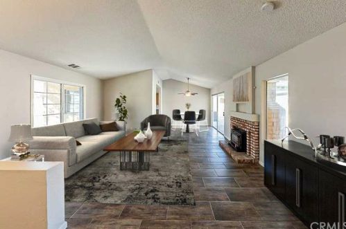 13138 Wrangler Ln, Victorville, CA 92392-8872