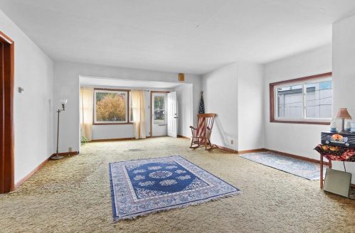 881 Velp Ave, Green Bay WI  54303-3849 exterior