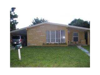 2819 68th Ter, Hollywood, FL 33023-3717