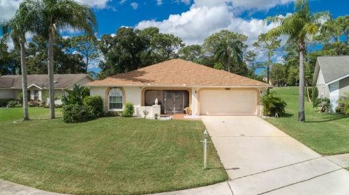 1364 Gillespie Dr, Palm Harbor, FL 34684-3015