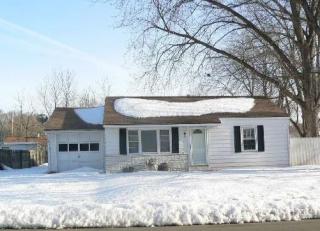 31 Apple St, Wallingford, CT 06492-2903