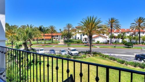 2005 Costa Del Mar Rd, Carlsbad CA  92009-6816 exterior
