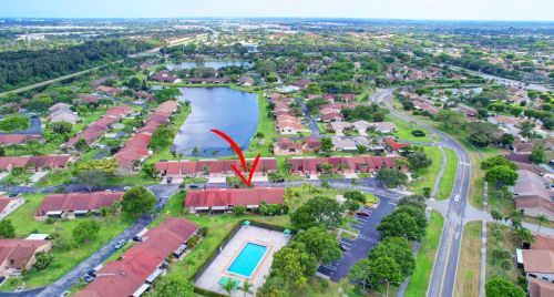28 Walcott Dr, Boynton Beach, FL 33426-8131