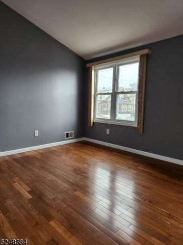 1402 84th St, North Bergen NJ  07047-4230 exterior